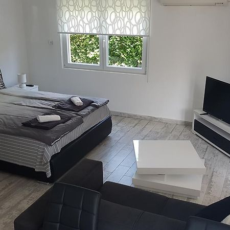 Apartment Azulmburgo Vrnjačka Banja Zewnętrze zdjęcie
