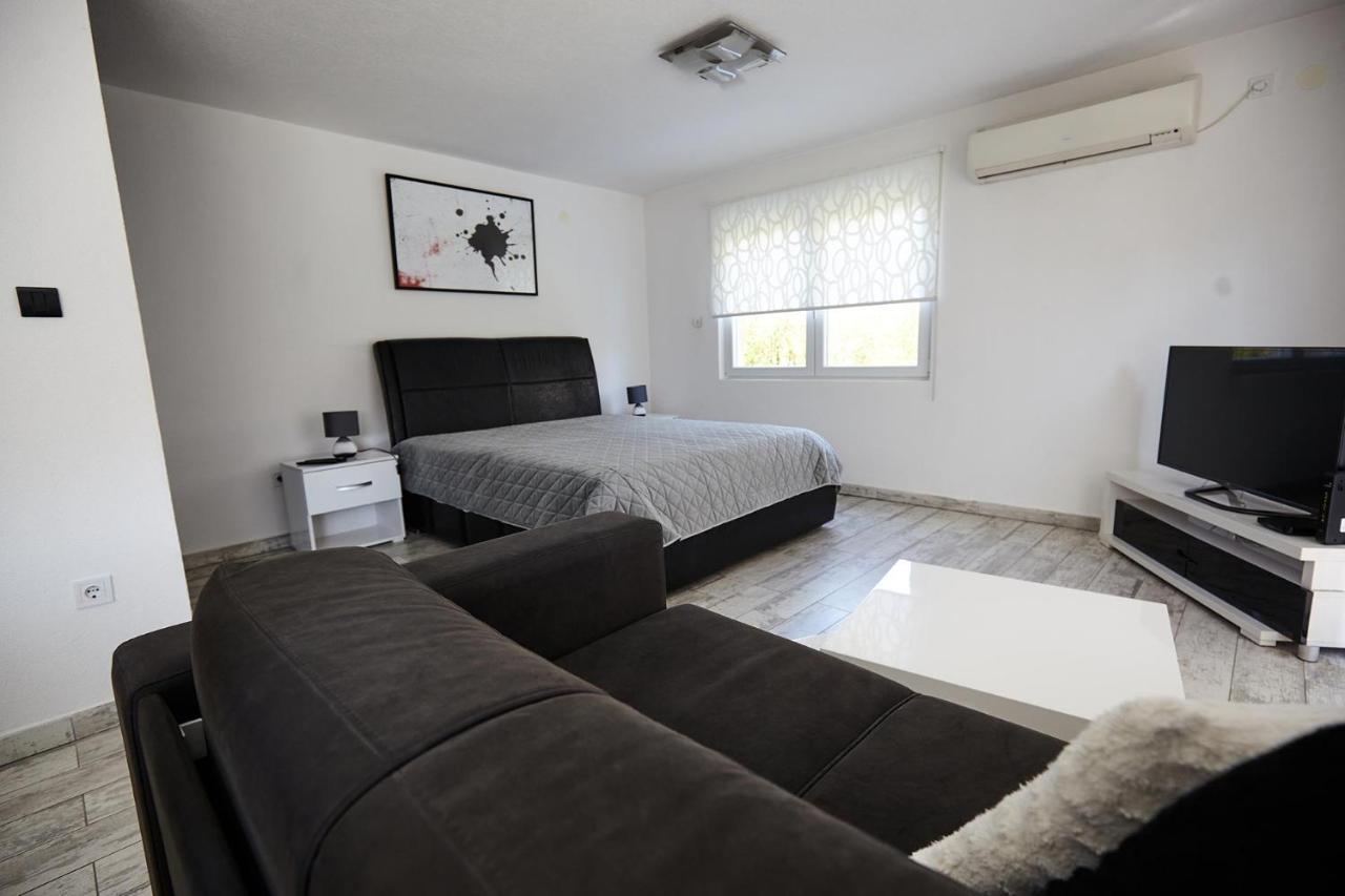 Apartment Azulmburgo Vrnjačka Banja Zewnętrze zdjęcie